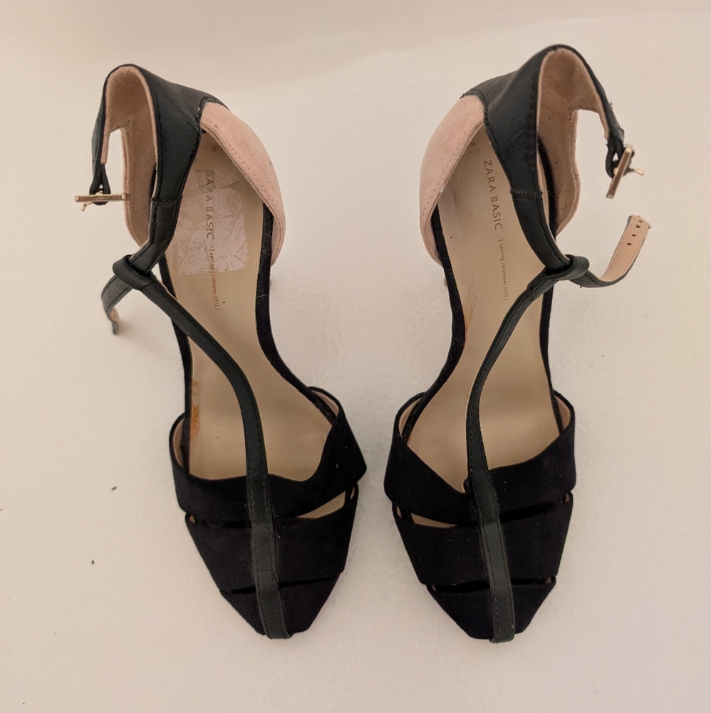 Shoes - Picture 5 of 7